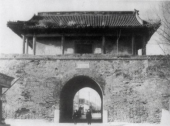 左安门城楼