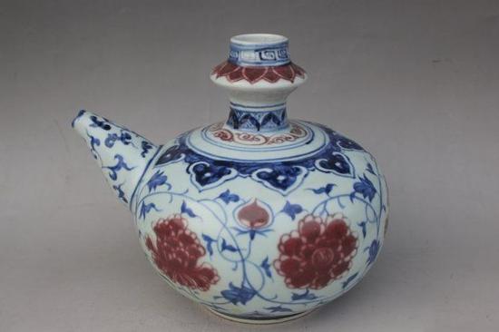 青花釉里红-图片版权归原作者所有 青花釉里红-图片版权归原作者所有