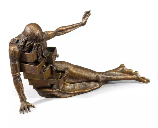 人型抽屉雕塑 青铜  巴萨罗那Fonderia Mibrosa铸造厂  长度:59厘米(23 1/4 in.)