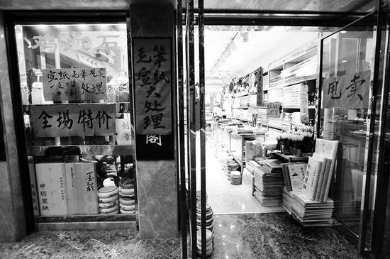 点击图片进入下一页