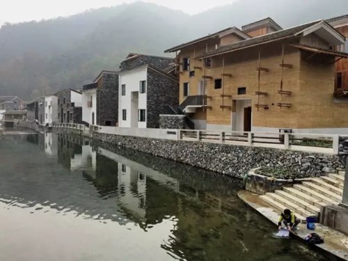 王澍设计的富阳文村项目。图片来自网络