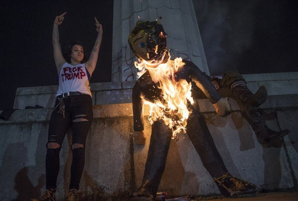 美国民众游行抗议特朗普2 美国民众游行抗议特朗普2