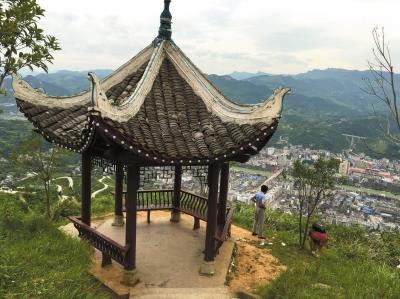 点击进入下一页