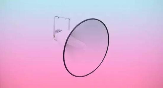 　　展览作品，吴鼎，《只有人们对上帝一无所知的时候才有可能无限的接近他》（Only when people are ignorant aboutthe God can they reach him as infinitely close as possible）。图片：致谢上海民生现代美术馆