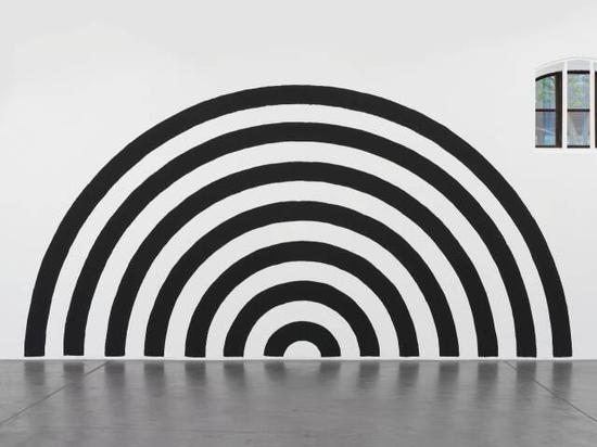 马丁·克里德，《Work No。 2491》，2015。图片：致谢乔空间