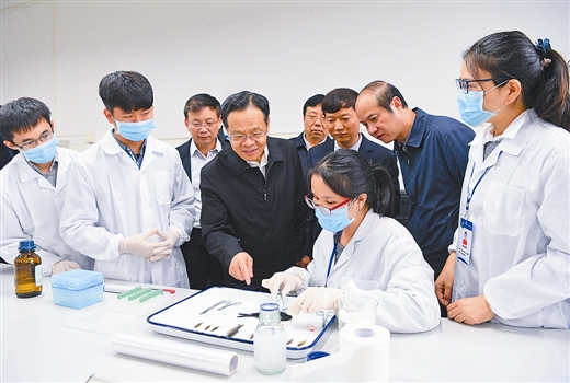 梁凯昌 摄 梁凯昌 摄