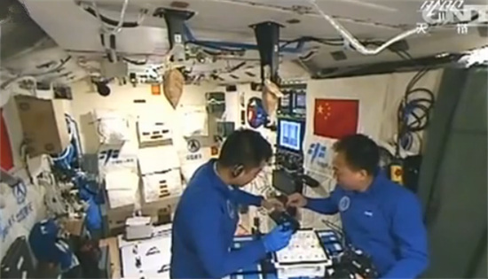 景海鹏陈冬今日回家4 景海鹏陈冬今日回家4