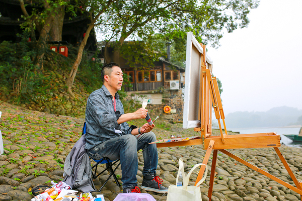 中国写生大会进行时之上海大学美术学院教授曹跃 中国写生大会进行时之上海大学美术学院教授曹跃