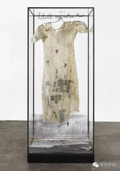 安塞姆·基弗作品《莉莉丝在红?！? longdesc=