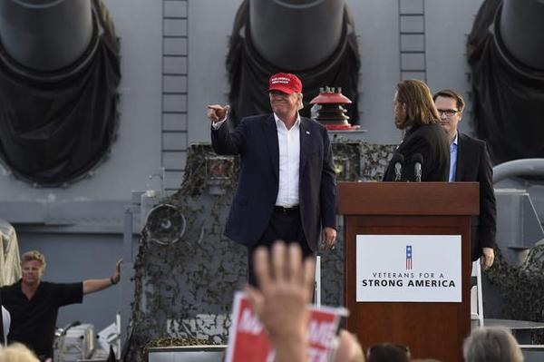 美媒:要兑现扩军承诺 特朗普任期内需增3000亿美元军费