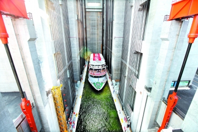 三峡升船机:领先世界的“国威工程” 三峡升船机:领先世界的“国威工程”