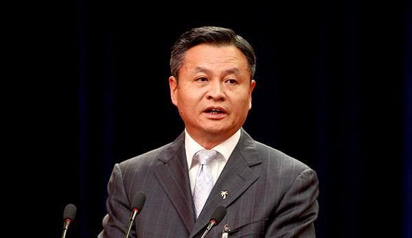 广西政协原常委涉受贿罪被捕 曾与他人非婚生子