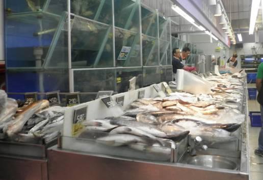 北京多家超市停售活鱼 北京多家超市停售活鱼