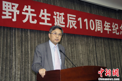 图为南开大学龚克 <a target='_blank' href='http://www.chinanews.com/'>中新社</a>发 张道正 摄 图为南开大学龚克 <a target='_blank' href='http://www.chinanews.com/'>中新社</a>发 张道正 摄