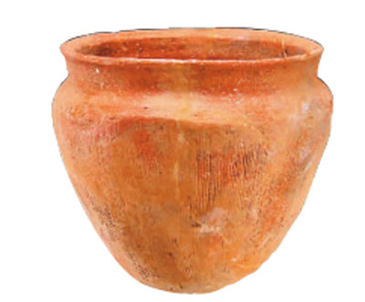 瓮棺 图片由北京市文物研究所提供 瓮棺 图片由北京市文物研究所提供