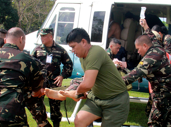 菲总统卫队遭袭 菲总统卫队遭袭