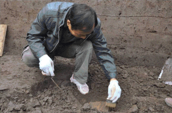 考古现场-图片版权归原作者所有 考古现场