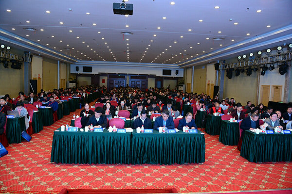 第一届“流动人口健康与发展论坛”现场。罗炎 摄