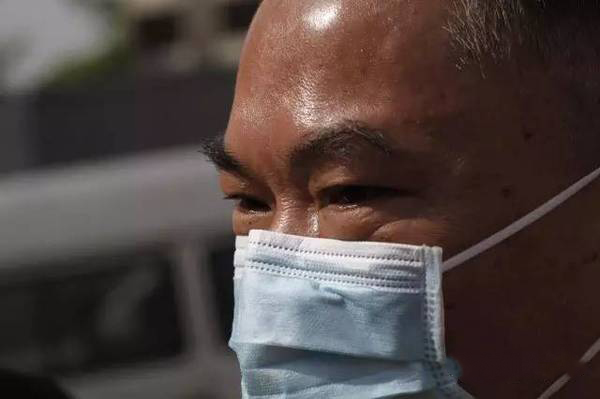 罗一笑父亲有3房2车3 罗一笑父亲有3房2车3