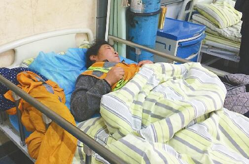 环卫工夫妇遭暴打 环卫工夫妇遭暴打