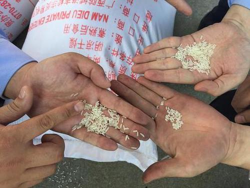揭秘大米走私链条:进行抛光搀兑后 销往多地市场