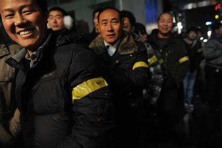 三里屯鞋贩子转卖加价4 三里屯鞋贩子转卖加价4