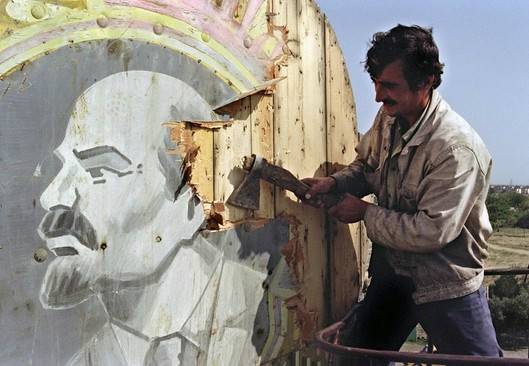 戈尔巴乔夫谈苏联解体25年:个人野心导致国家分裂 戈尔巴乔夫谈苏联解体25年:个人野心导致国家分裂