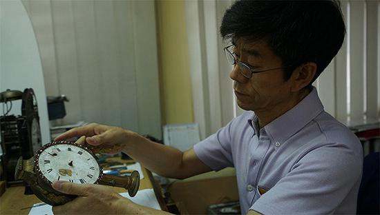 《我在故宫修文物》剧照。