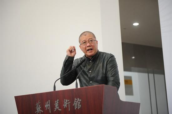 中国文联副主席、中国美协副主席、中国油画学会会长、中国美术学院院长许江 教授发言