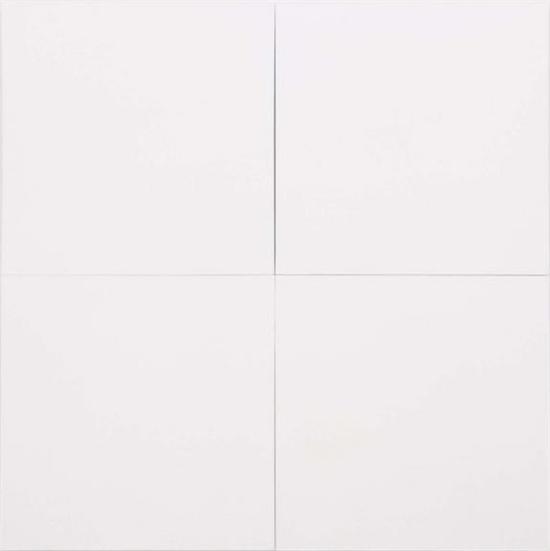 《白色油画[四屏]（White Painting [Four Panel]）》，布面油画，1951年。图片来源：罗伯特·劳森伯格基金会