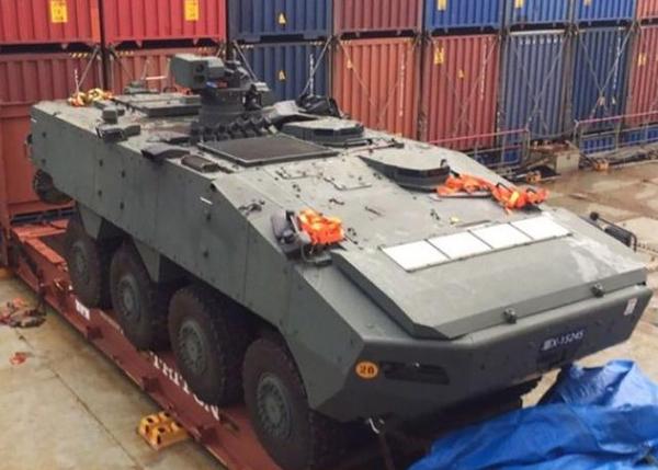 装甲车被查扣，一根被绷紧的弦