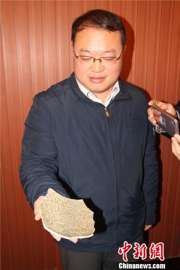 图为东钱湖上水岙窑址考古新闻通报会现场 周方怡 摄 图为东钱湖上水岙窑址考古新闻通报会现场 周方怡 摄