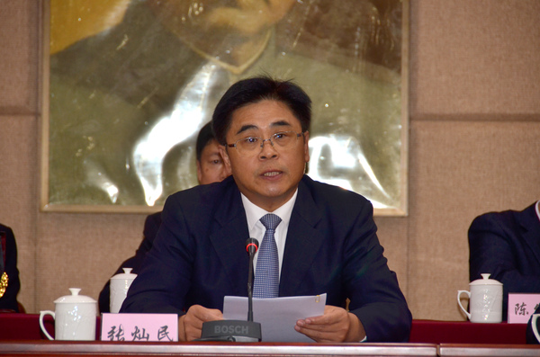 闭幕式上，厦门市委常委、市委统战部部长张灿民讲话。7