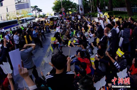 810bb1016a9e4e7989ef1045bf032000 810bb1016a9e4e7989ef1045bf032000