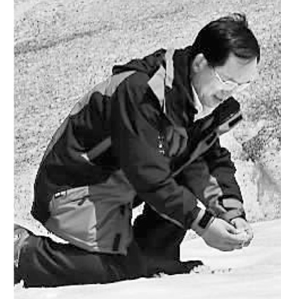 姚檀栋在考察中 资料图片 姚檀栋在考察中 资料图片