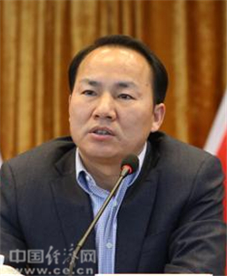 程水泉  程水泉