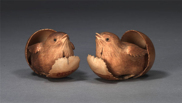 牙制脱壳鸡雏 清 骨角 牙制脱壳鸡雏 清 骨角