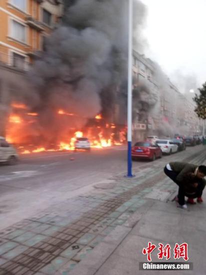 点击进入下一页