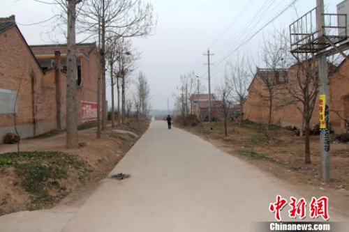 图为滞印54年中国老兵家乡咸阳薛宅南村。梅镱泷 摄