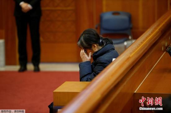 崔 点击进入下一页