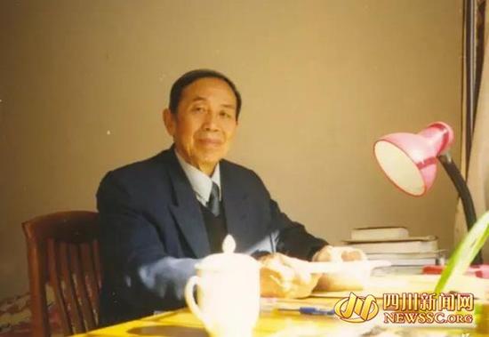 中国道教研究泰斗卿希泰因病辞世 享年90岁