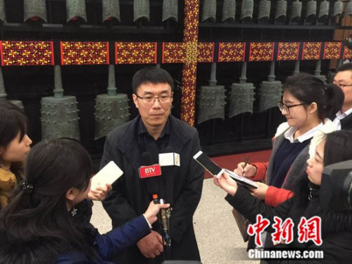 烟台豪特乐器有限公司董事长孙得膑接受媒体采访 点击进入下一页