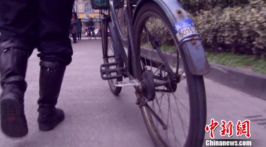 孔胜耀“送失窃车回家”。 杭州市纪委