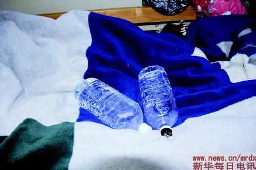 暖被子的矿泉水瓶。