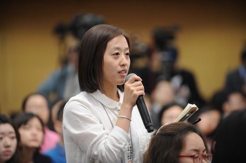 南方都市报记者提问。