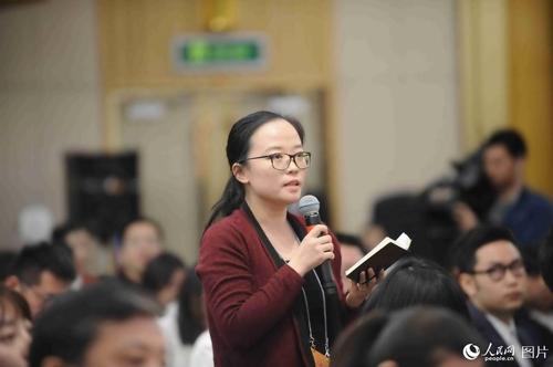 团结报记者提问