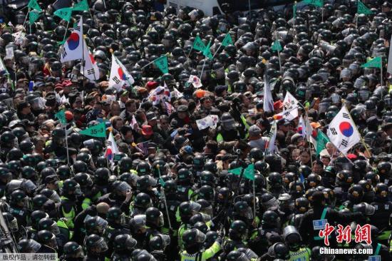 据 点击进入下一页