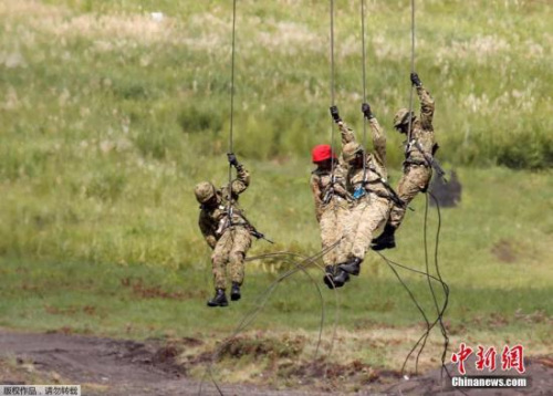 资料图:自卫队 点击进入下一页
