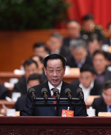 这是刘晓庄委员作《健康餐桌需政府有力作为》的发言。新华社记者 张铎摄