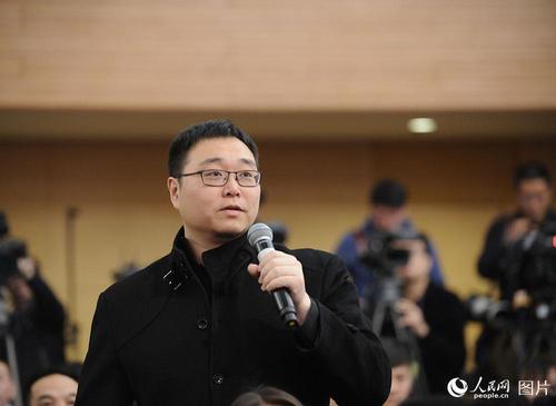 中国人口报记者提问